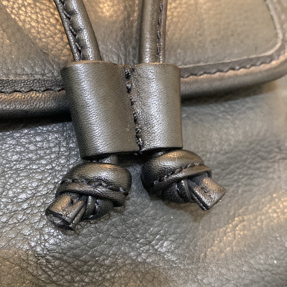 FOSSIL • DRAW STRING Hand Bag - Picture 10 of 16